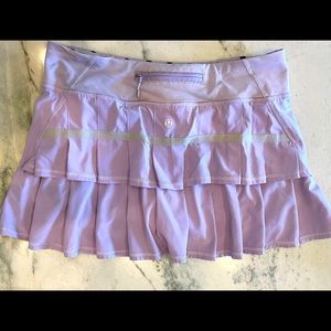Lululemon skirt size 6